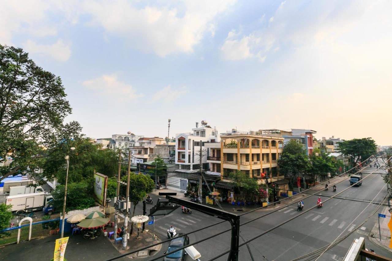 Aqua Hoa My Hotel Ho Chi Minh City Exterior photo